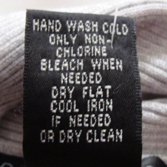 Light Gray Long Sleeve Open Front ASYMMETRICAL CARDIGAN Sweater Sz 1X - Picture 6 of 6